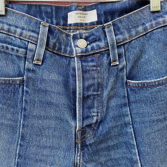 Levi’s Button Fly Altered Straight Leg Jeans - Picture 2 of 6